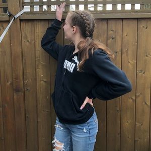 Meet your Posher, Olivia